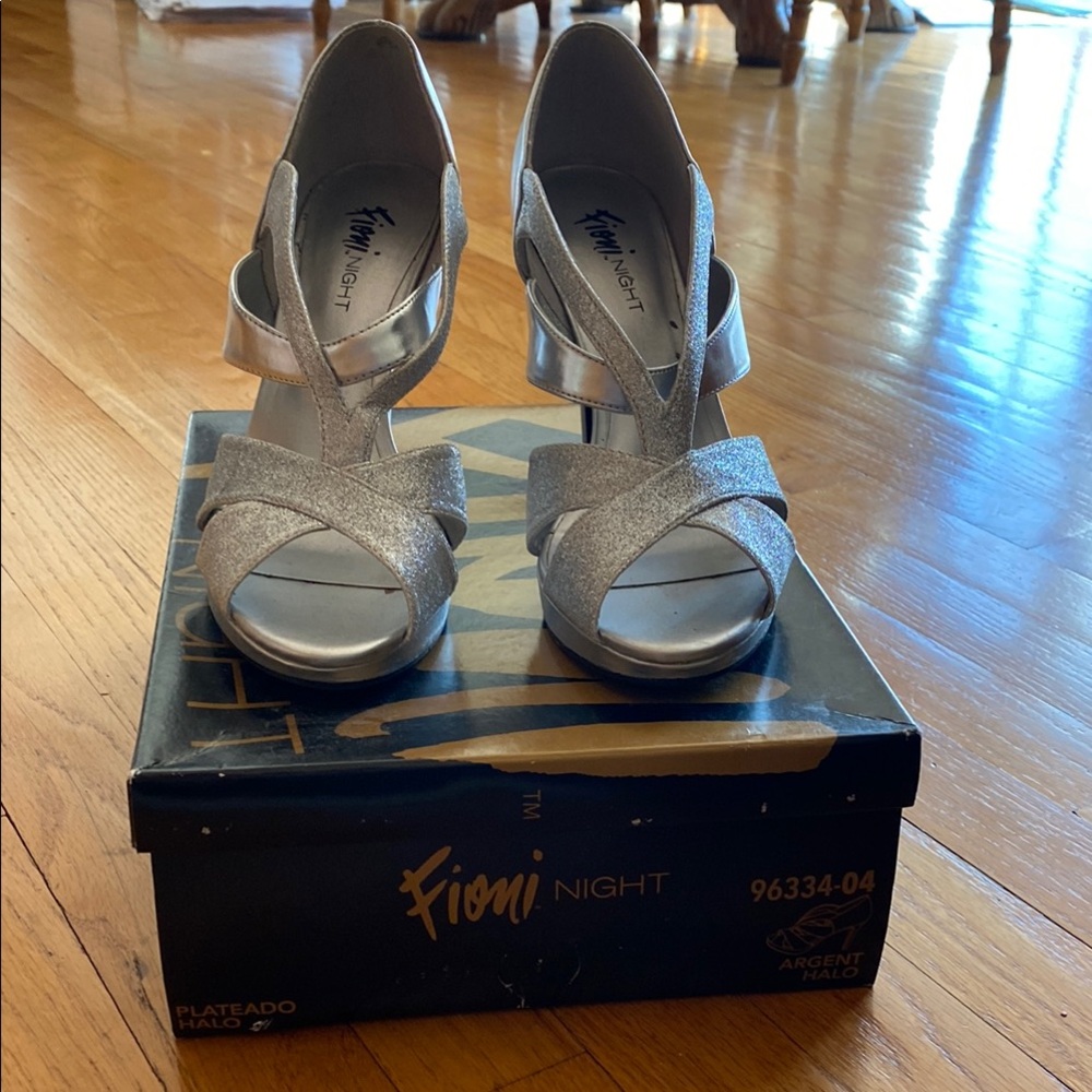 FIONI Silver Women's Shoes